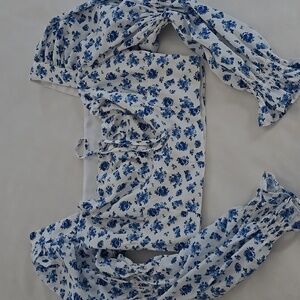 Shein Blue Floral Crop Top